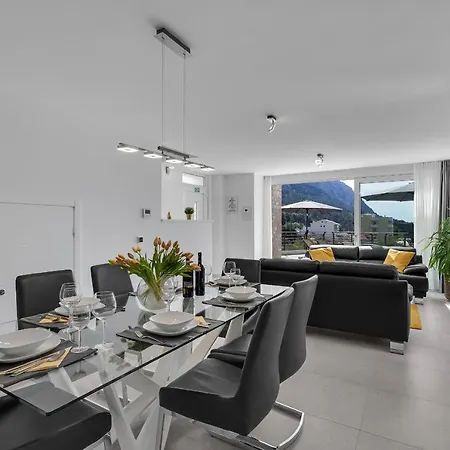 Oscar Prázdninový dům Makarská