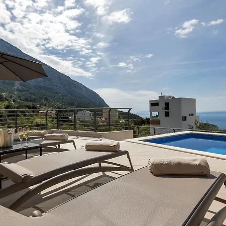 Oscar Dom wakacyjny Makarska