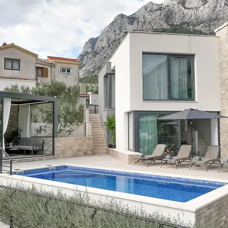 Oscar Prázdninový dům *