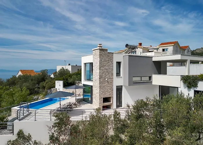 Oscar マカルスカ